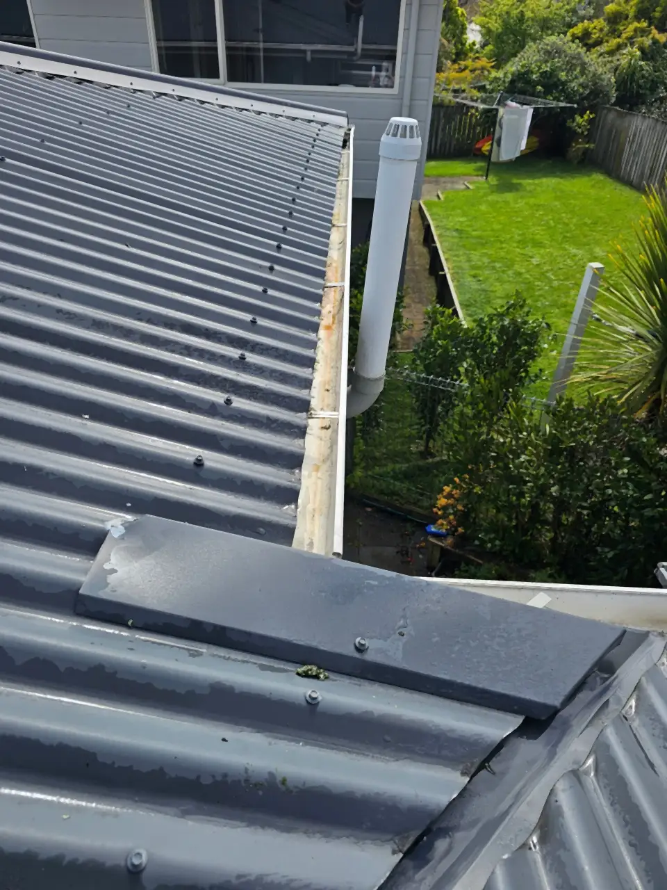 After: The same gutter cleared out