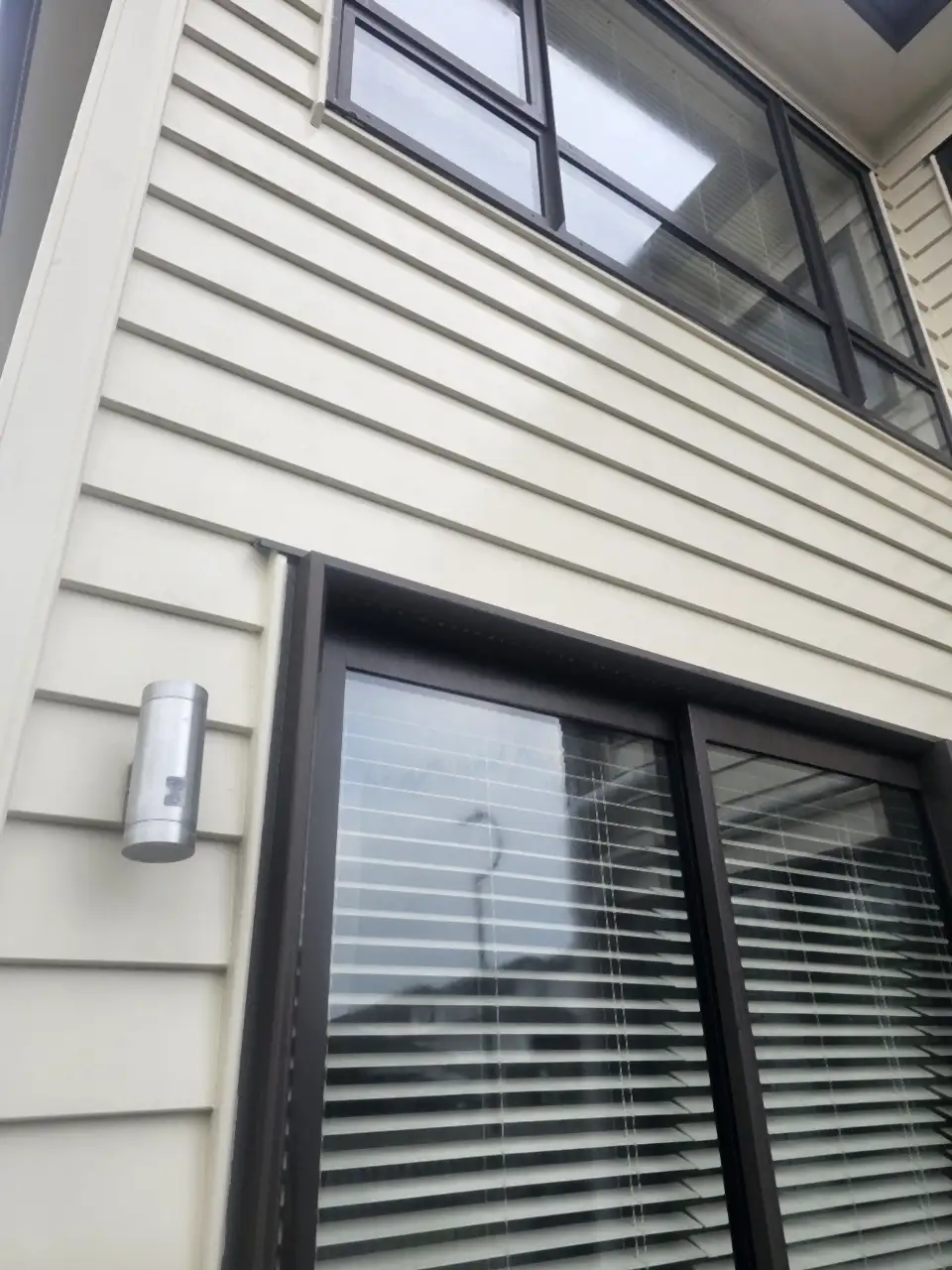 After: The same weatherboards clean and even